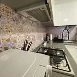 Artsy Getaway - Unbeatable Location! Great For Couples & Digital Nomads Lisboa