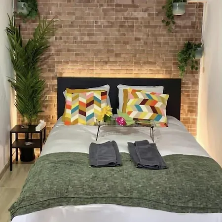 Lejlighed Artsy Getaway - Unbeatable Location! Great For Couples & Digital Nomads